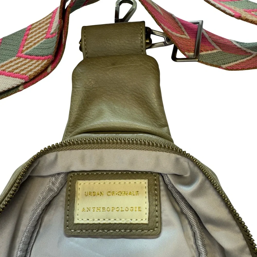 Urban Originals Beige Crossbody Bag with Patterned Strap - Picture 2 of 10